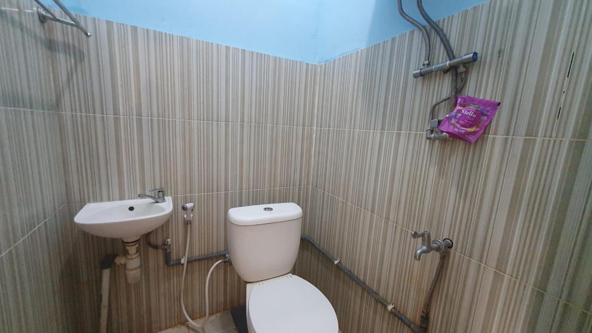 Reddoorz Syariah At Demasto Homestay Jembel Dış mekan fotoğraf