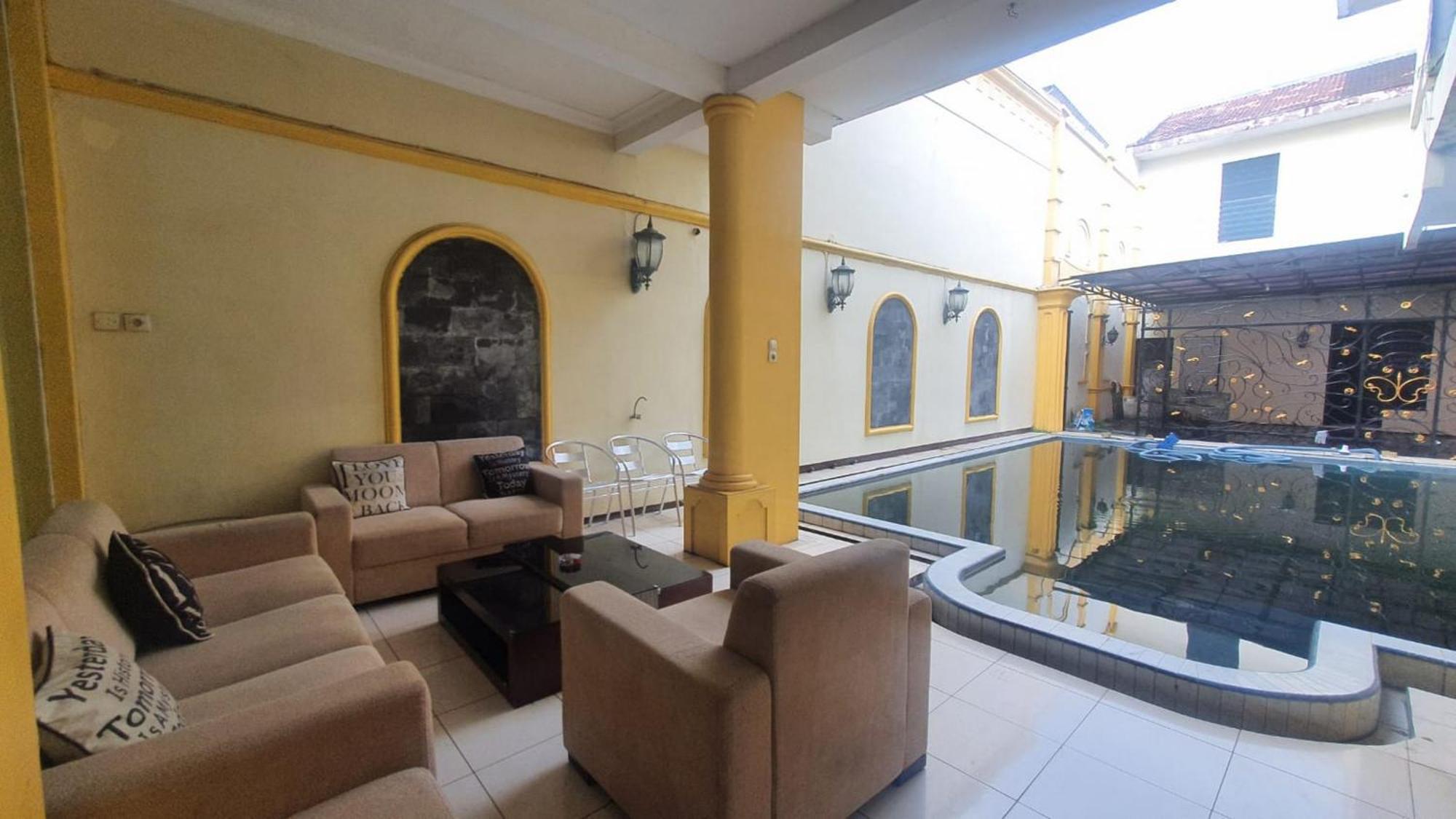 Reddoorz Syariah At Demasto Homestay Jembel Dış mekan fotoğraf